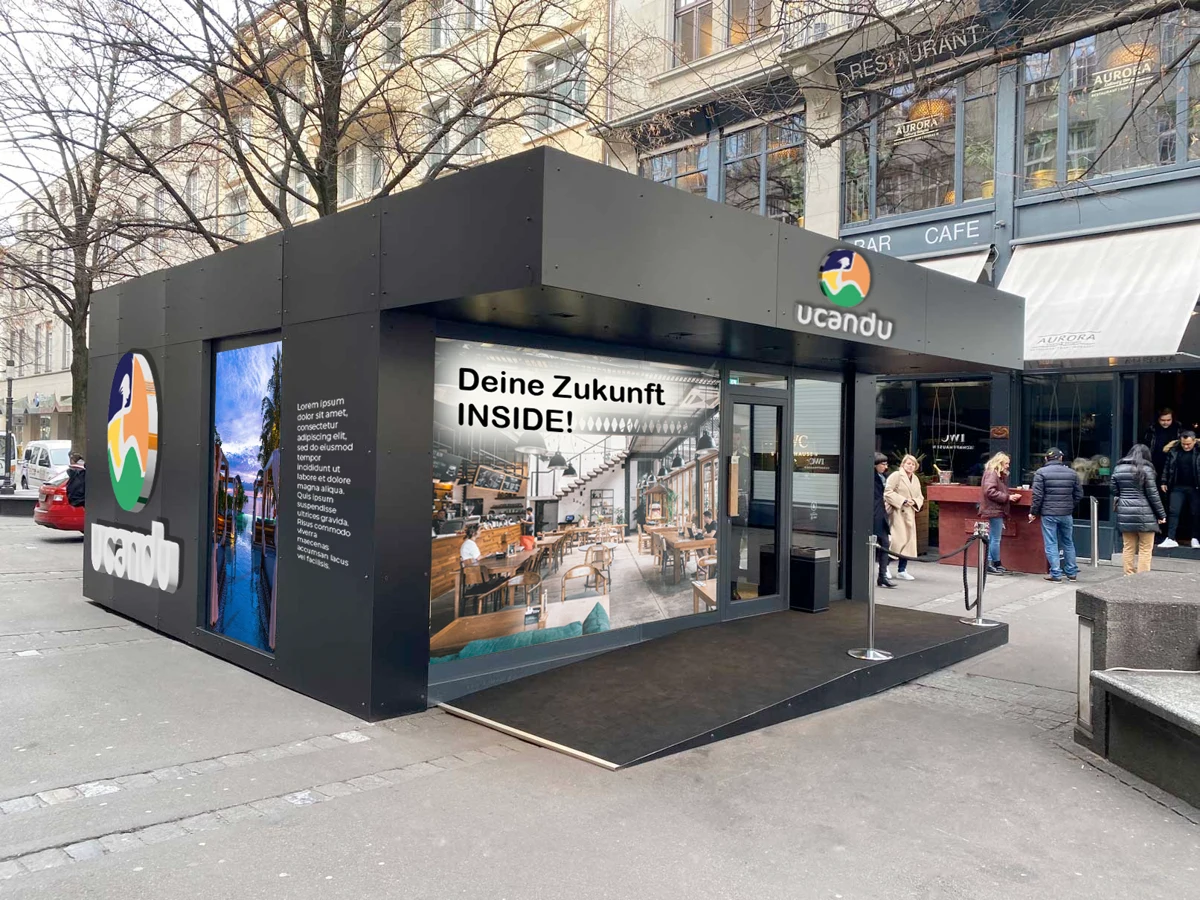 ucandu-Pop-up-Store als Kampagnenentwurf mit dem Schriftzug Deine Zukunft inside